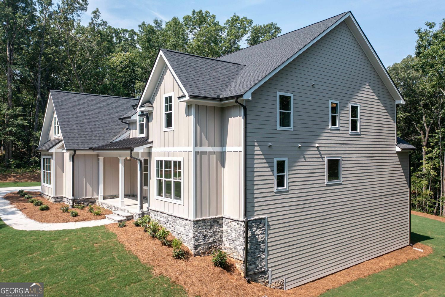 Property Photo: 6861 Ga Hwy 5 GA 30135
