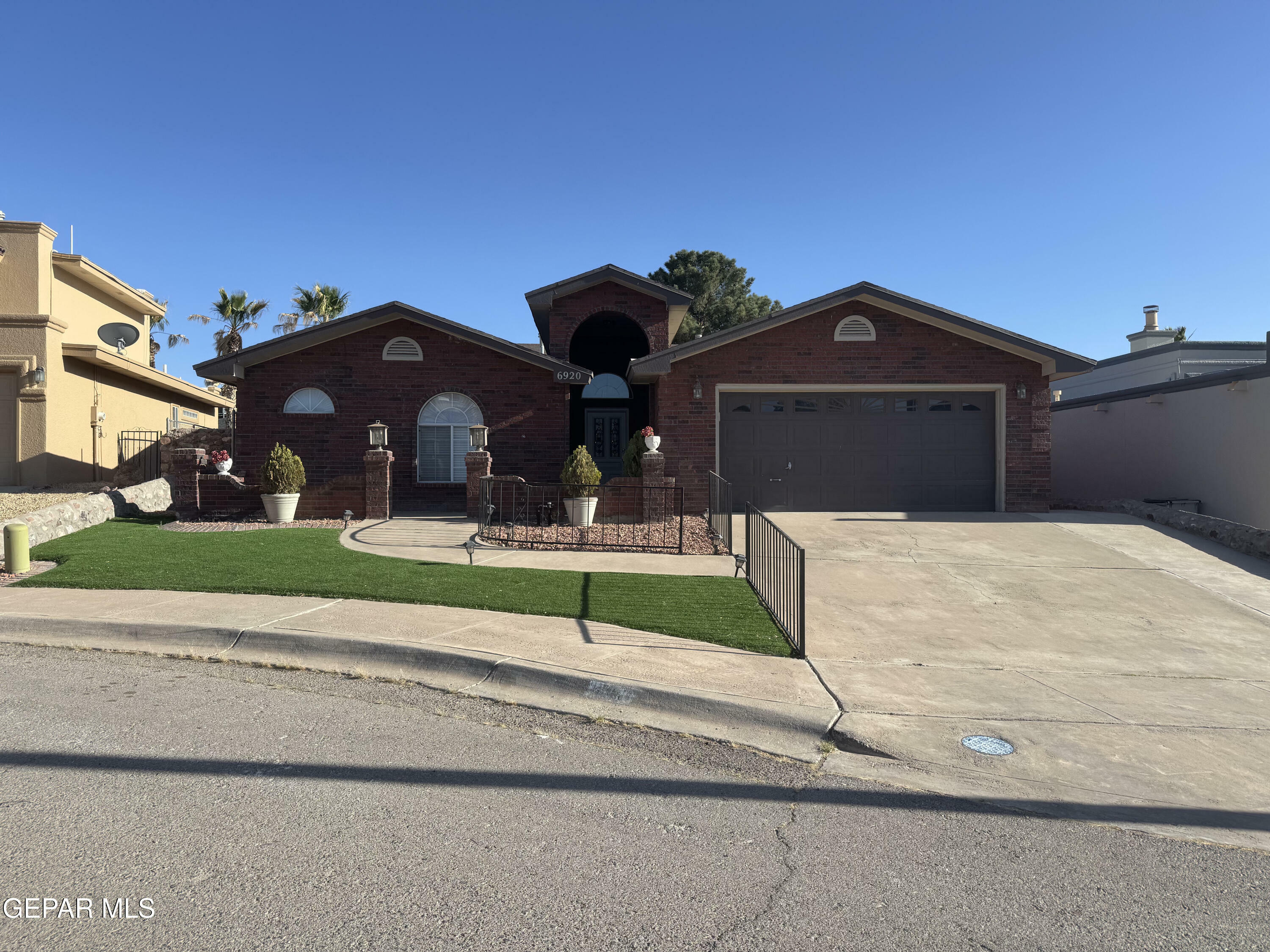 6920 Crown Ridge Drive  El Paso TX 79912 photo