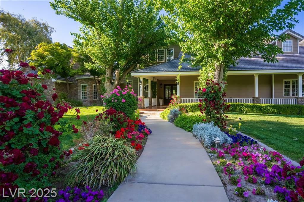 Property Photo: 330 Rancho Circle NV 89107