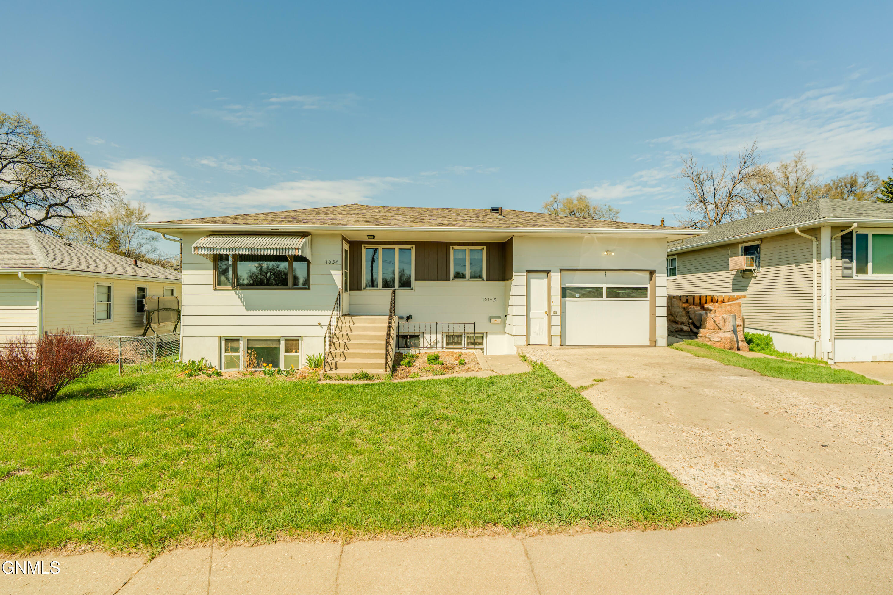 Property Photo: 1034 Summit Boulevard ND 58504