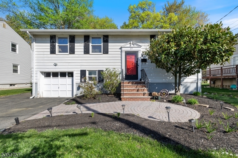 22 Beachwood Rd  Parsippany-Troy Hills Twp. NJ 07054 photo