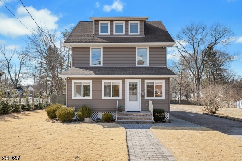 Property Photo: 47 N Livingston Ave NJ 07039
