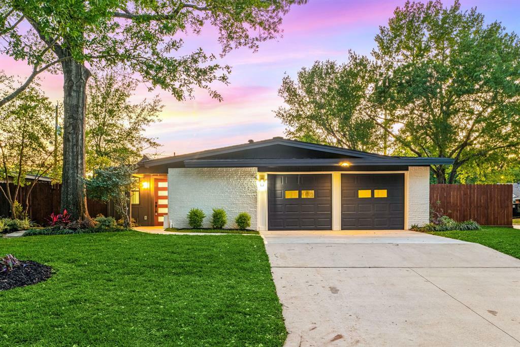 Property Photo: 1931 Chaparral Drive TX 77043