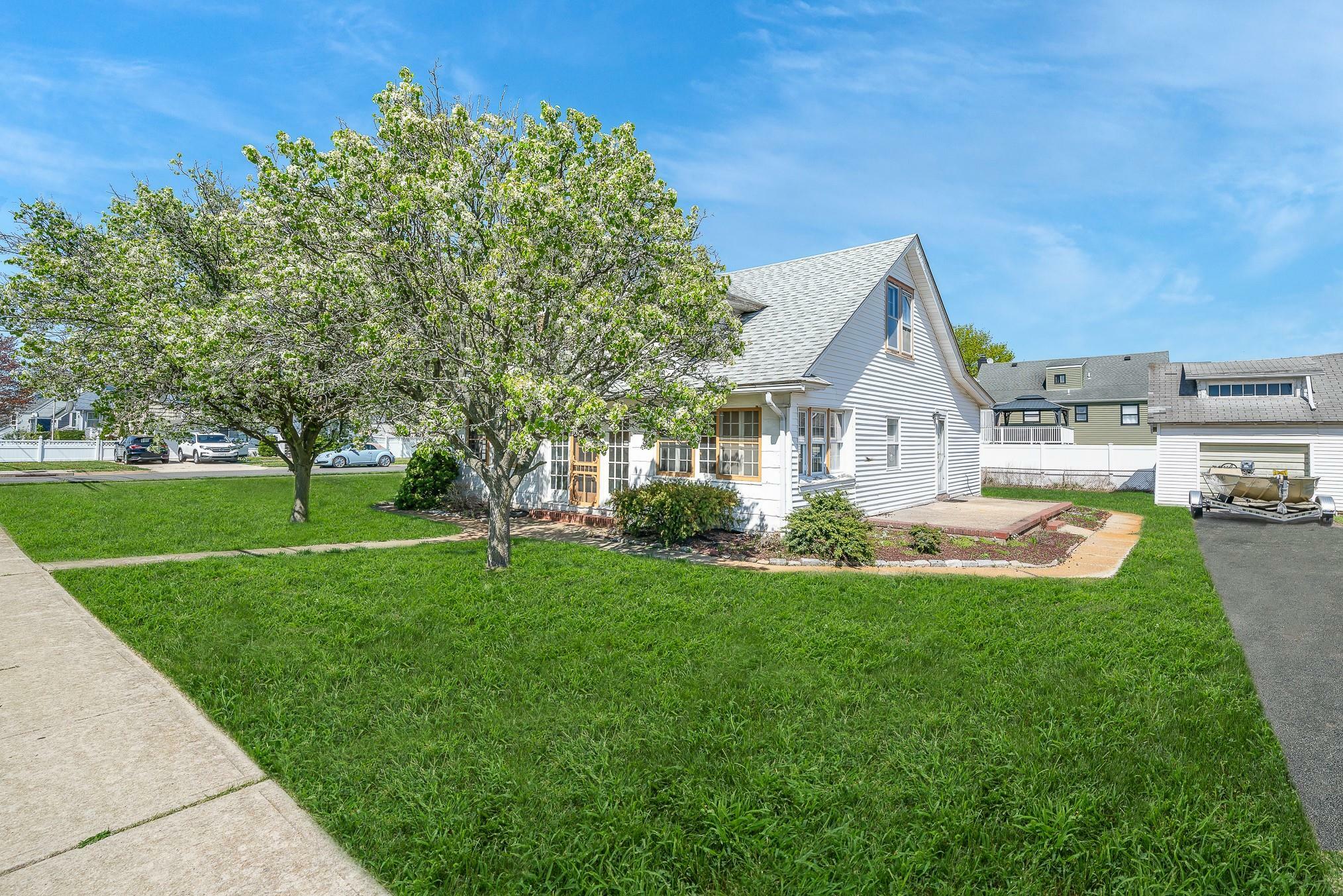 Property Photo: 265 Roosevelt Avenue NY 11520