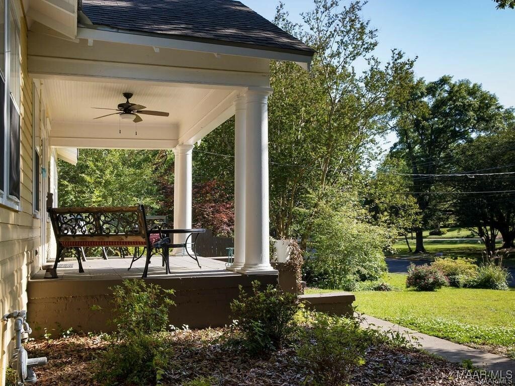 Property Photo: 3117 Cloverdale Road AL 36106