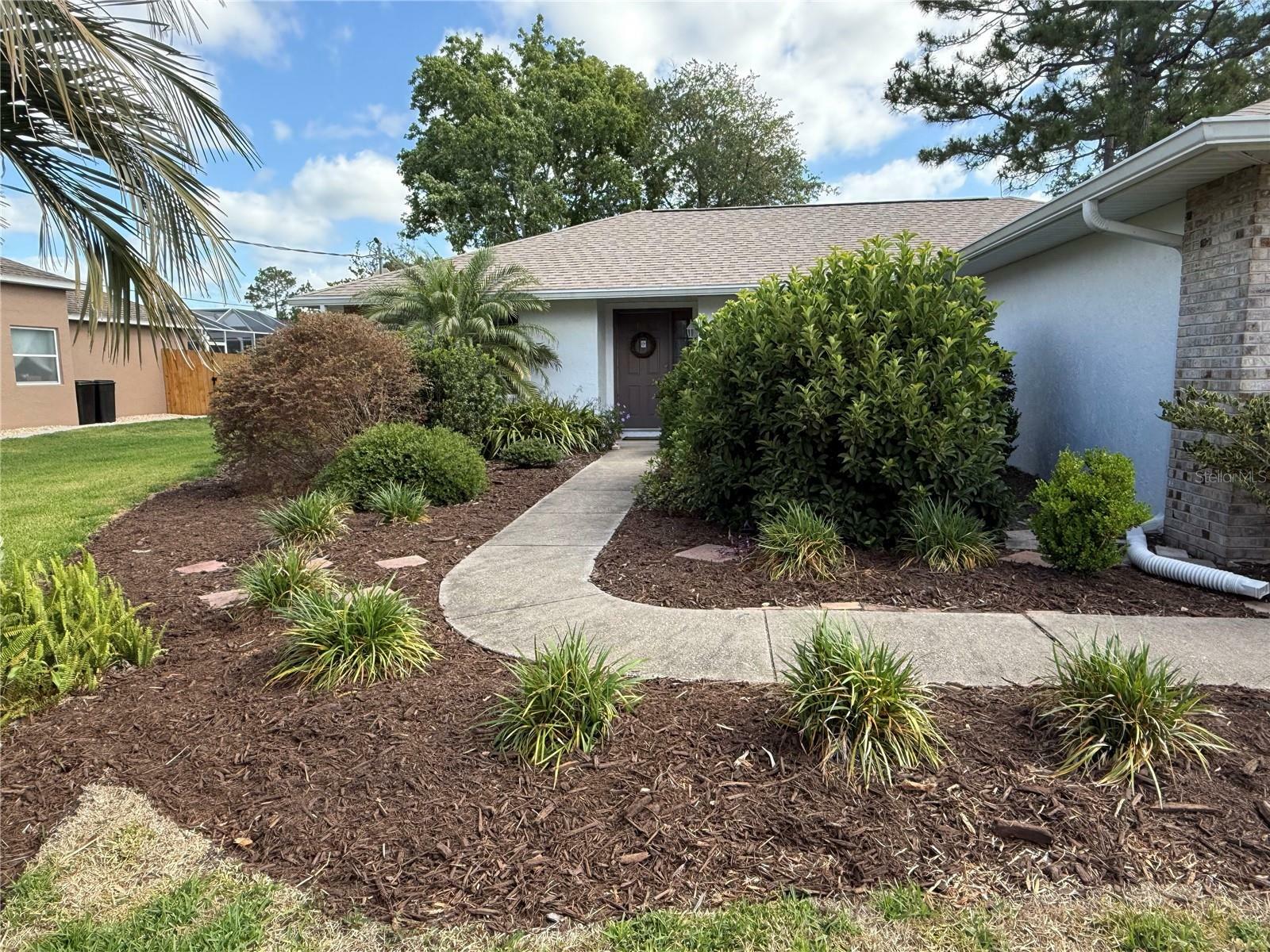 Property Photo: 24 Buffalo Bill Drive FL 32137