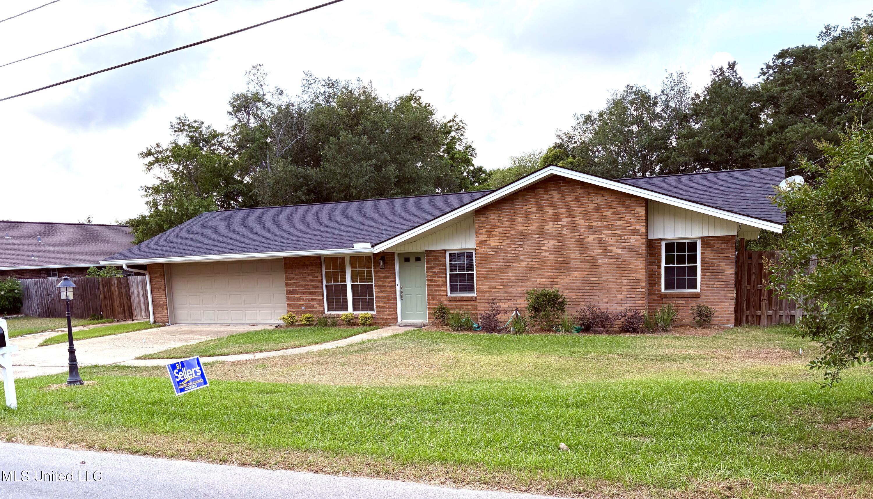 Property Photo:  11574 Bluff Lane  MS 39503 