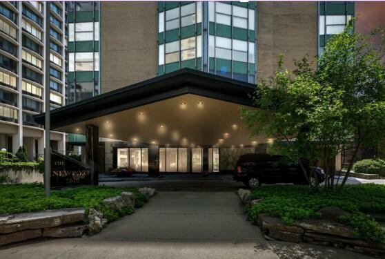 1610 N Prospect Ave 905  Milwaukee WI 53202 photo