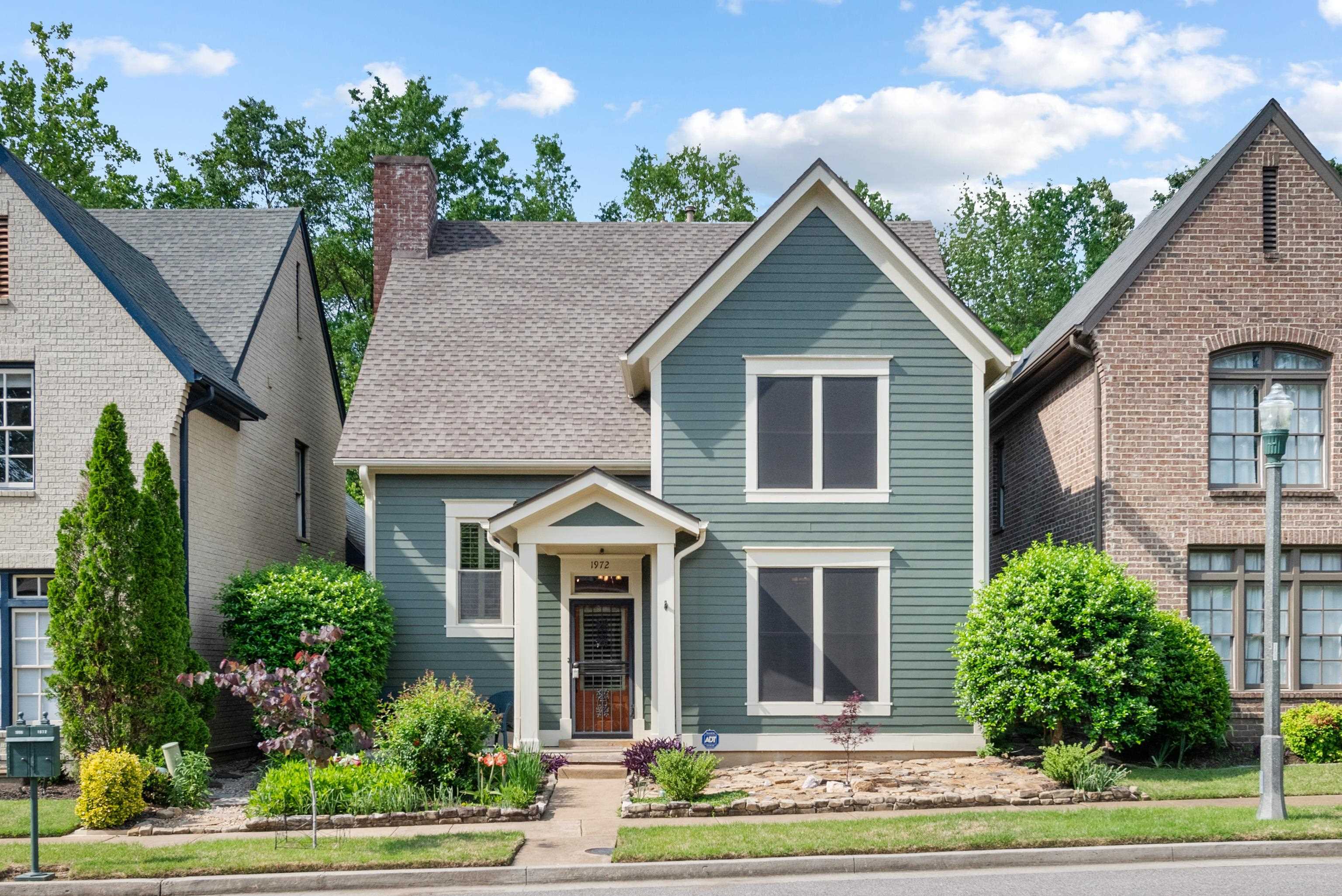 Property Photo: 1972 Elzey Ave TN 38104
