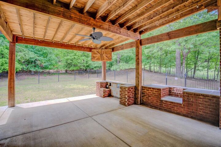 Property Photo: 4041 Hadley Dr TN 38133
