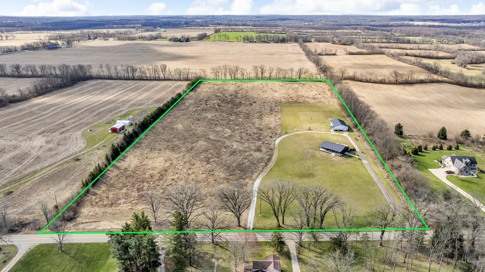 Property Photo: 7499 Mathews Road MI 49283