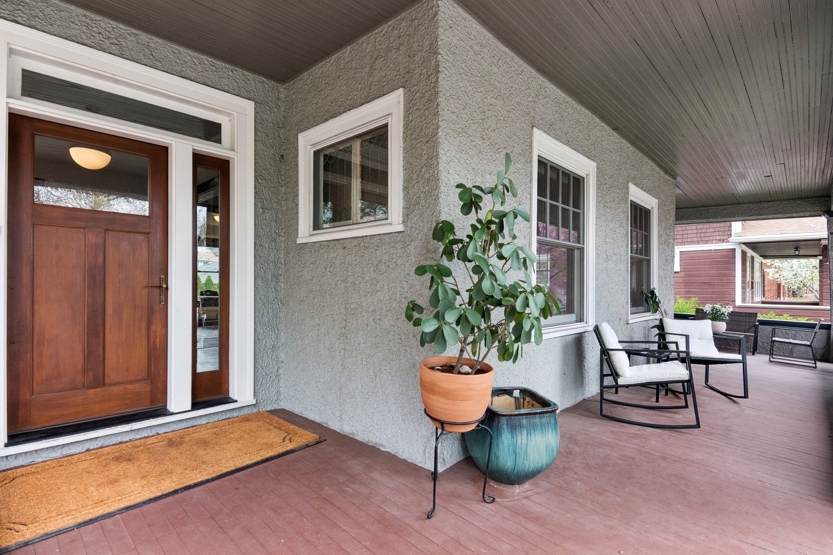 Property Photo: 4038 W Warwick Avenue IL 60641
