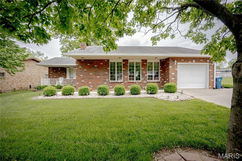 Property Photo: 2 Michael Court IL 62010
