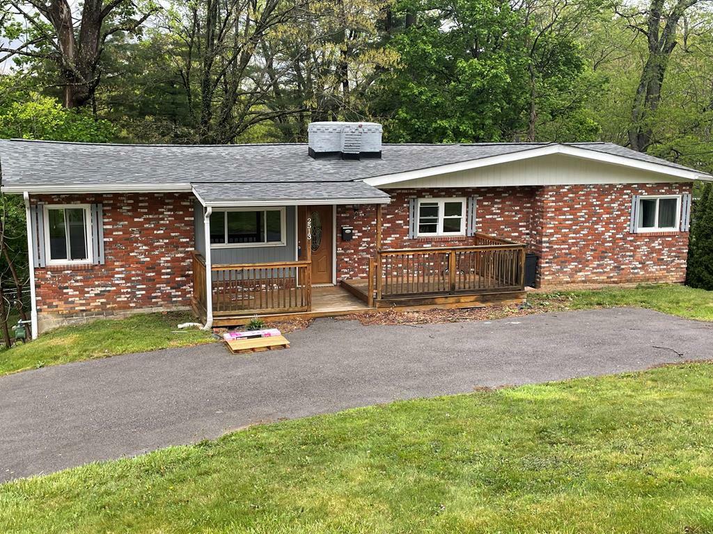 Property Photo: 2513 Grandview St. WV 24701