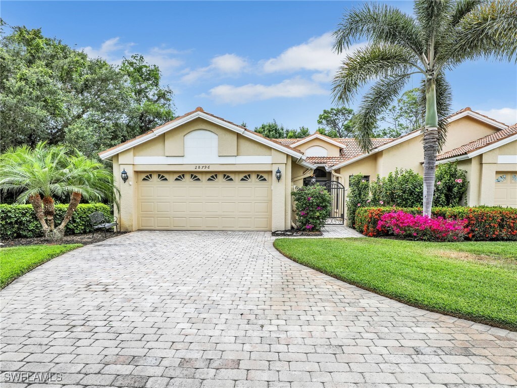 Property Photo: 28796 Hunters Court FL 34135
