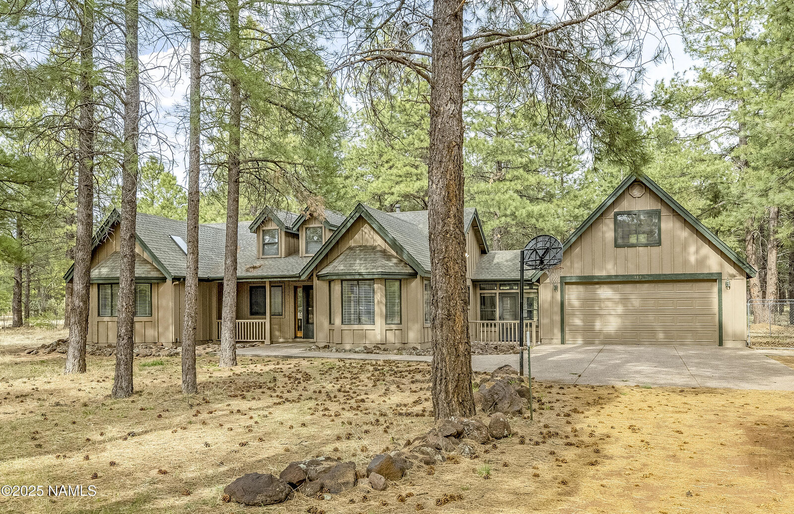 Property Photo: 489 N Spitz Spring Road AZ 86018