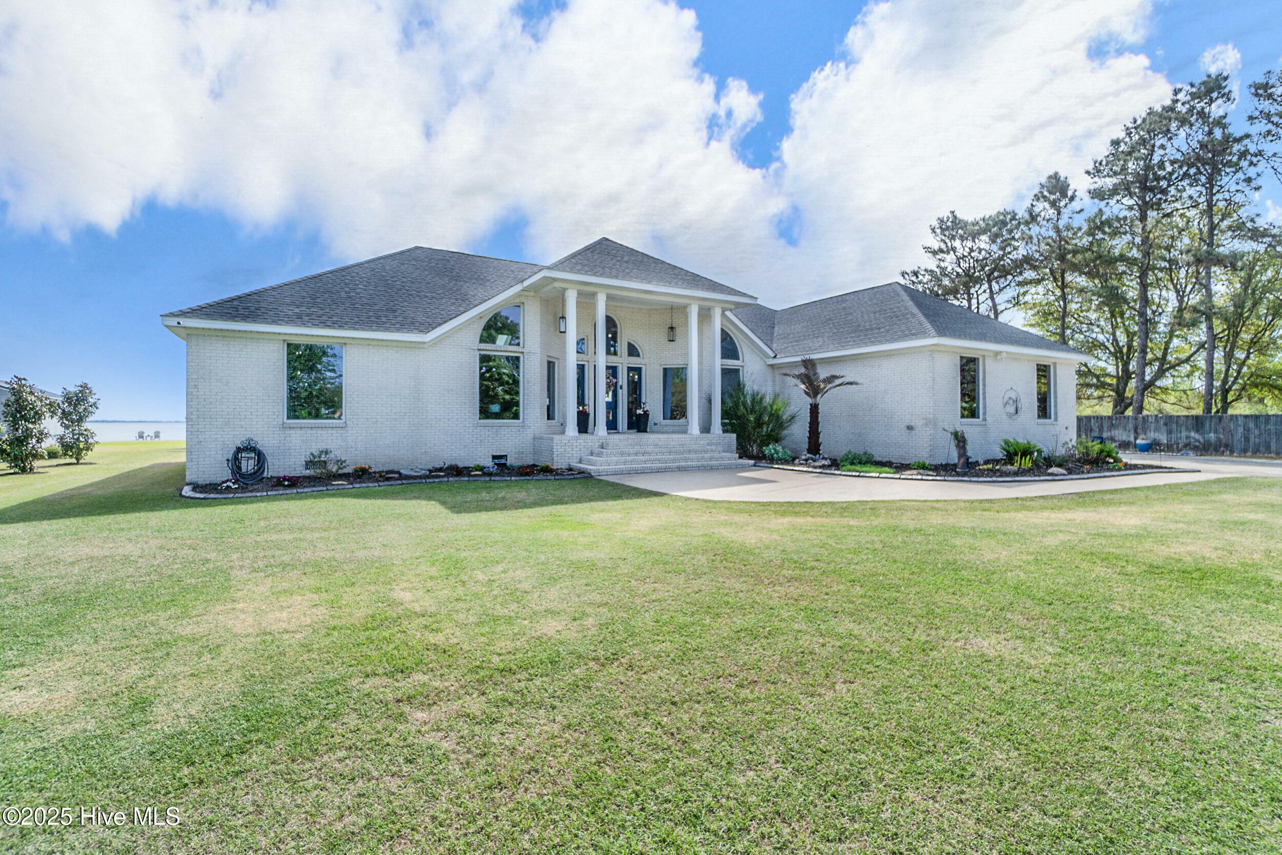 Property Photo: 111 Waterway Court NC 27916