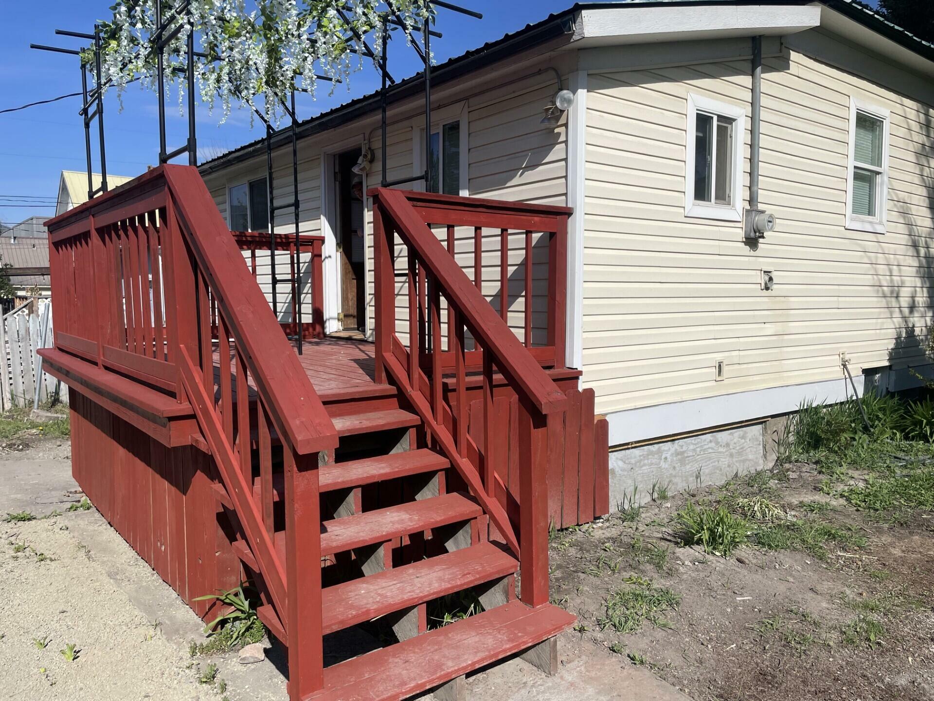 Property Photo: 558 E Birch Ave WA 99114
