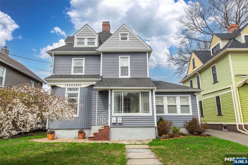 Property Photo: 86 Grove Street 2 NJ 07042