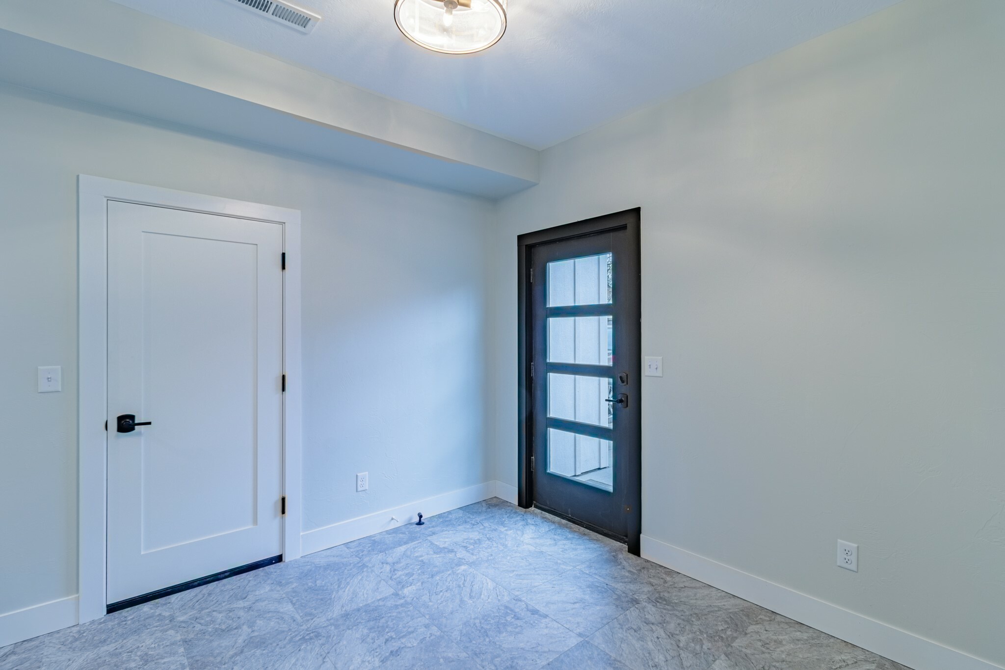 Property Photo: 2214 S 12th Street W MT 59801