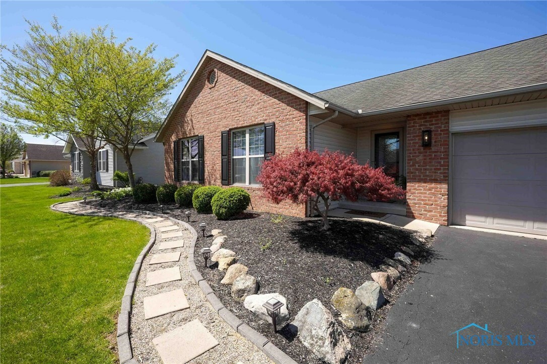Property Photo: 1110 Homestead Drive OH 45840