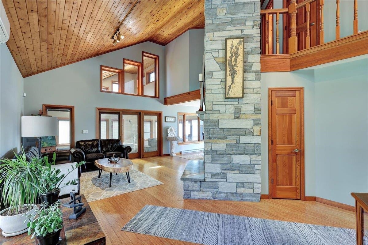 Property Photo: 1360 Windmill Point Road VT 05440
