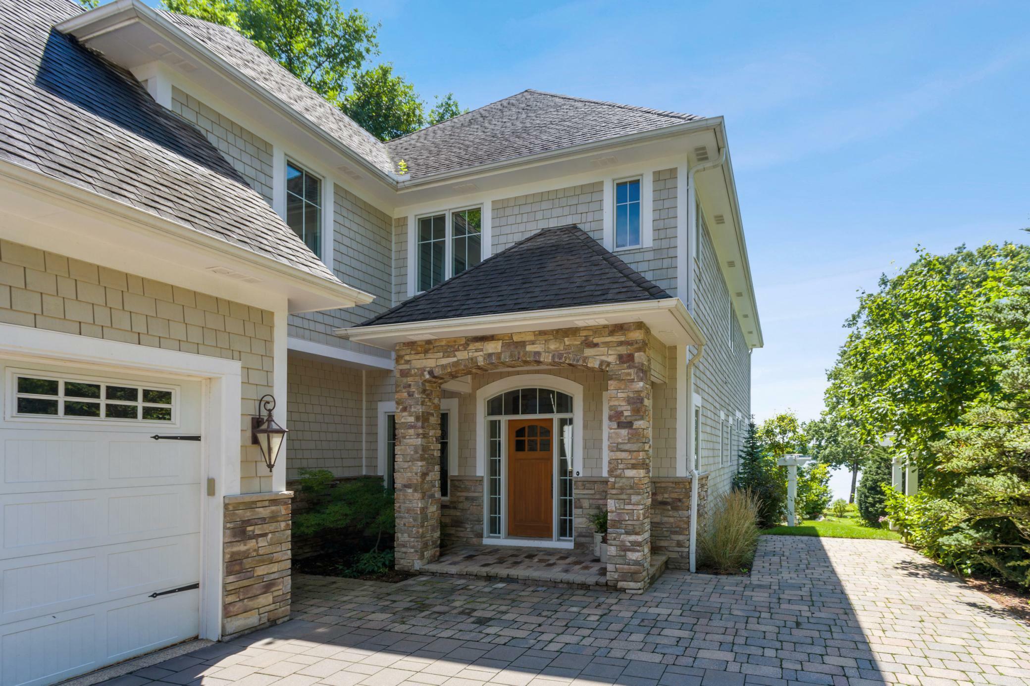 Property Photo:  5115 Minneapolis Avenue  MN 55364 