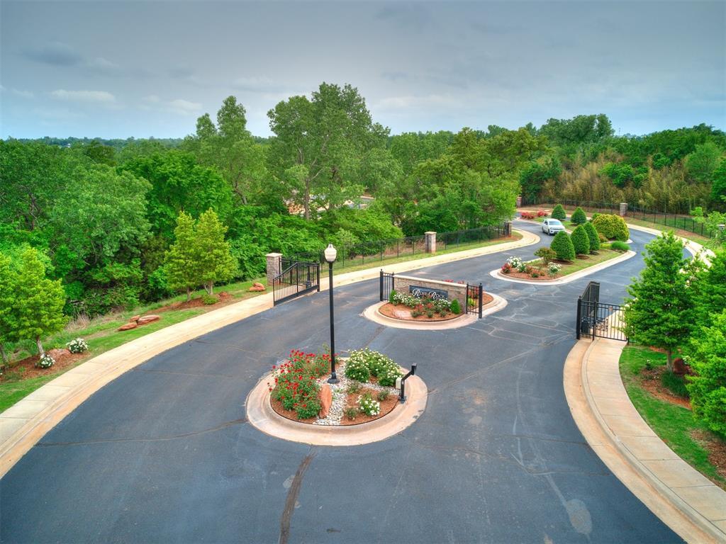 4433 Redbud Circle  Oklahoma City OK 73111 photo