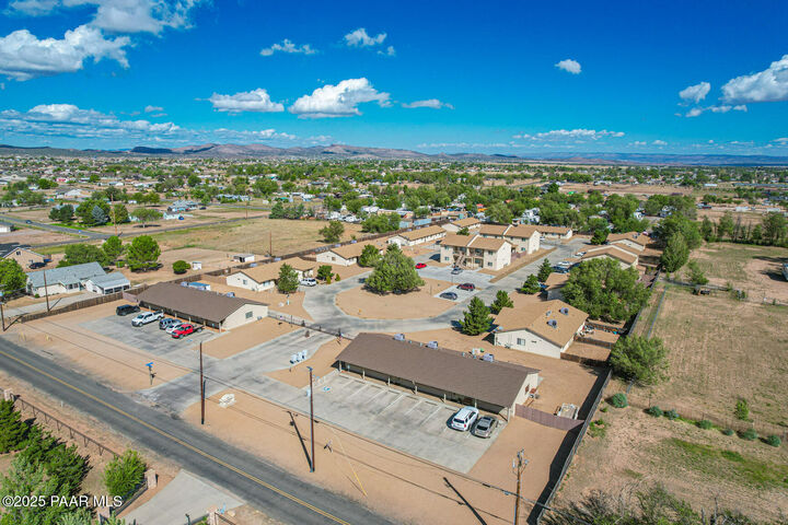 Property Photo: 860 W Road 1 South AZ 86323