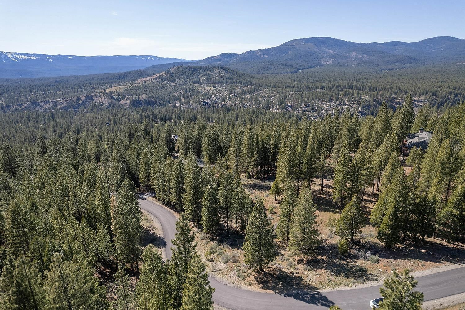 Property Photo: 1512 Dream Maker CA 96122