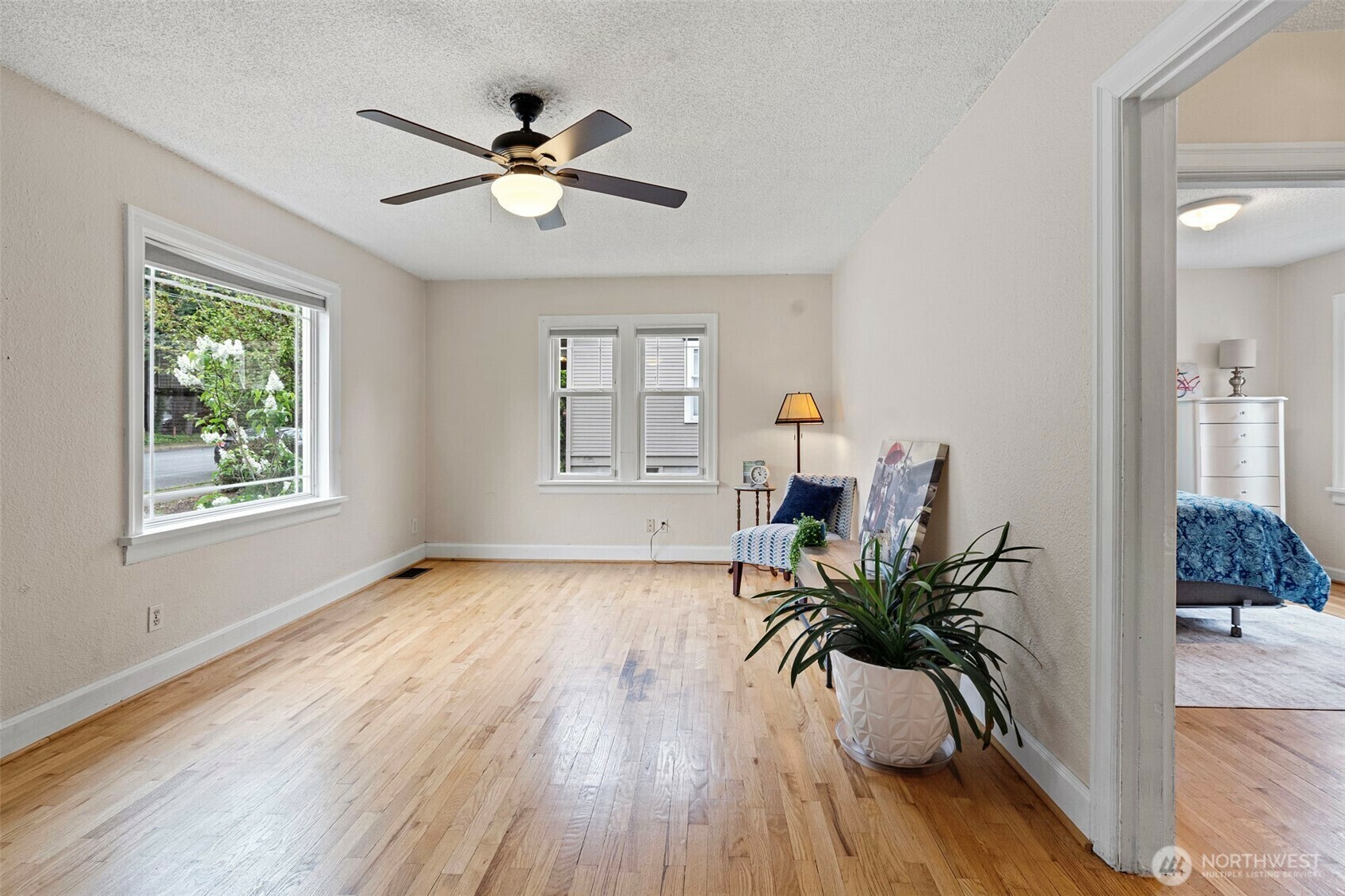 Property Photo: 514 NE 5th Street WA 98372