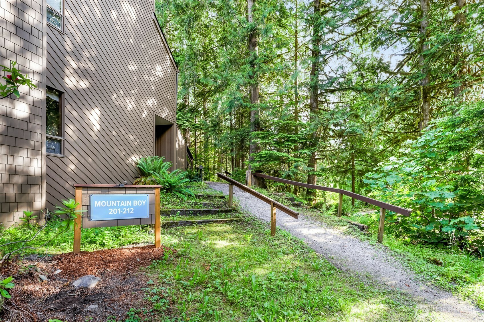 Property Photo: 10500 Mt Baker Hwy 207 WA 98244