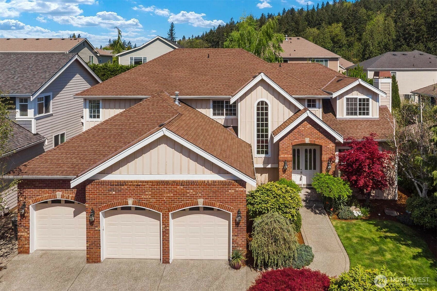 Photo de la propriété: 13914 SE 88th Place WA 98059