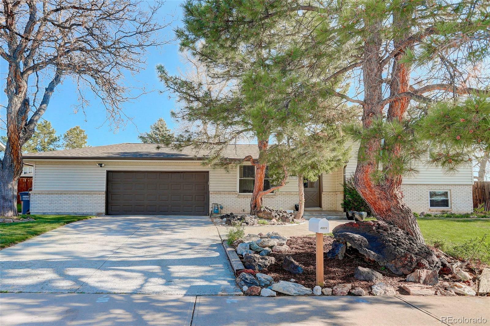 Property Photo: 6071 S Ingalls Street CO 80123