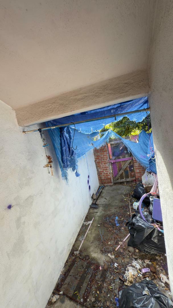 Property Photo:  909 Elizabeth Way  CA 94087 