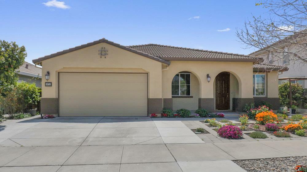 Property Photo: 872 Geronimo Street CA 95020