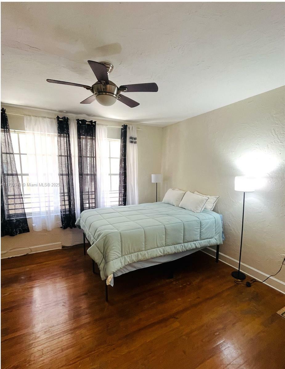 Property Photo: 1335 Pennsylvania Ave 2 FL 33139