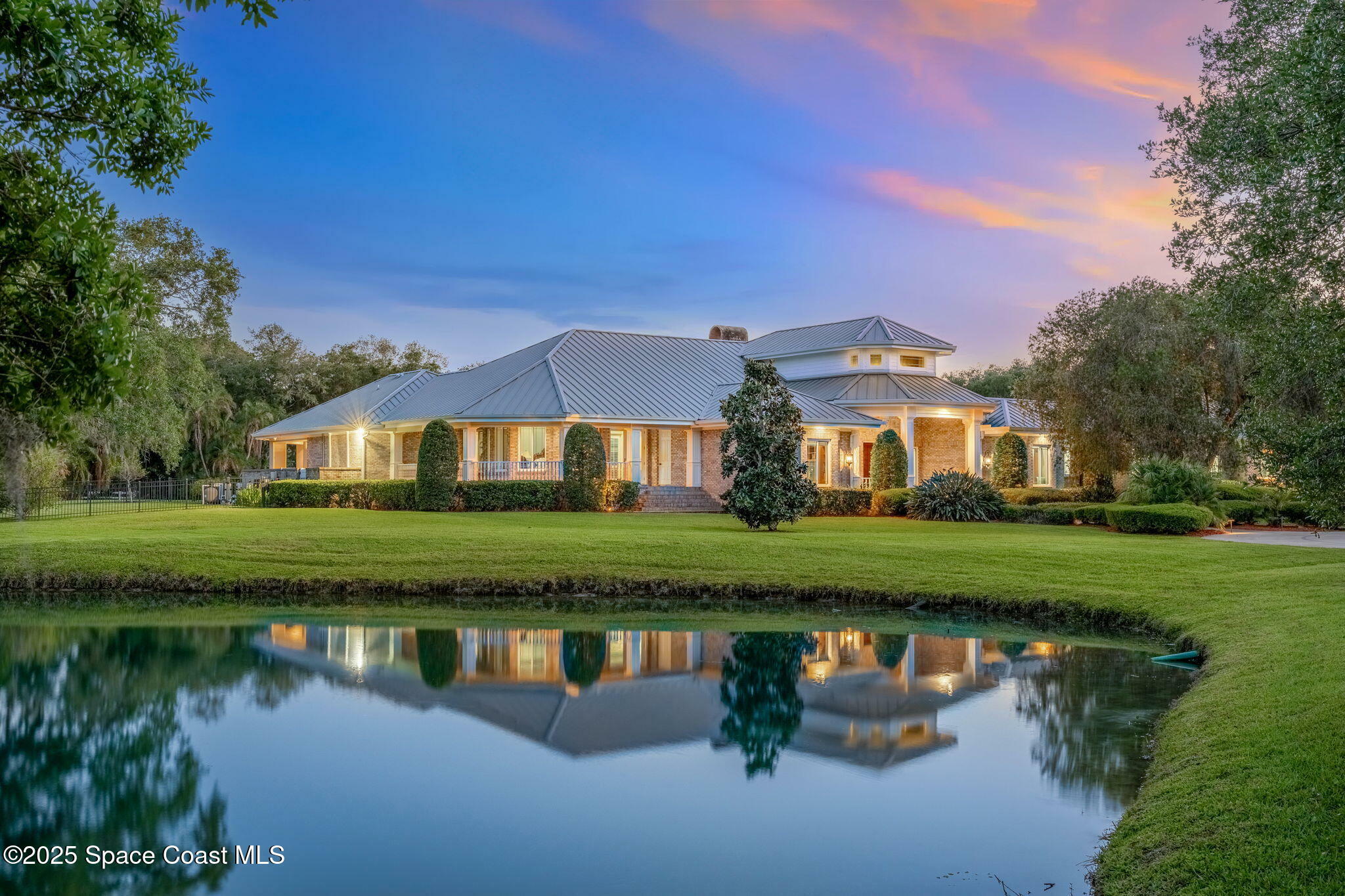 Property Photo:  3600 Hideaway Lane  FL 32934 