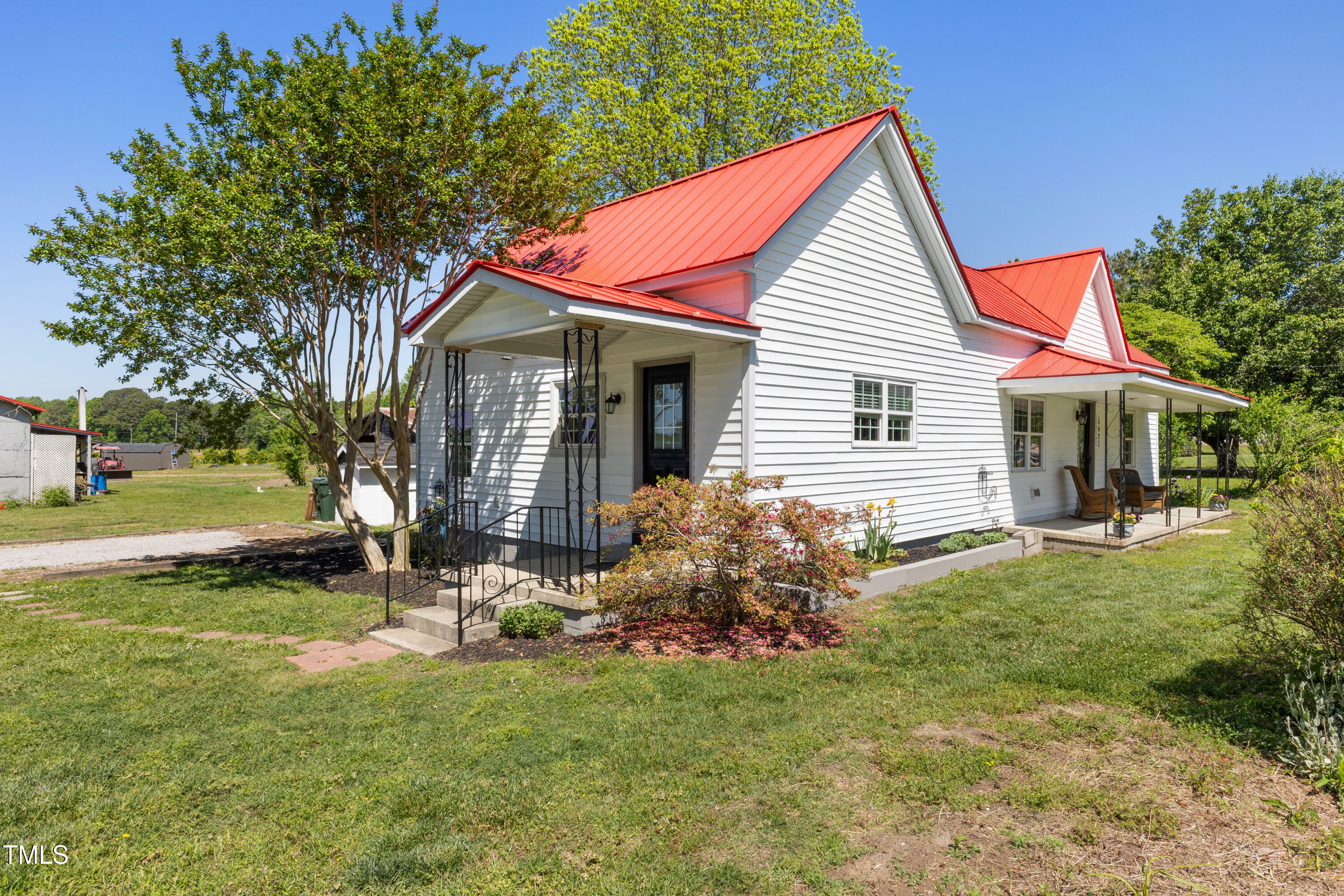 Property Photo:  5423 Nc-39  NC 27576 