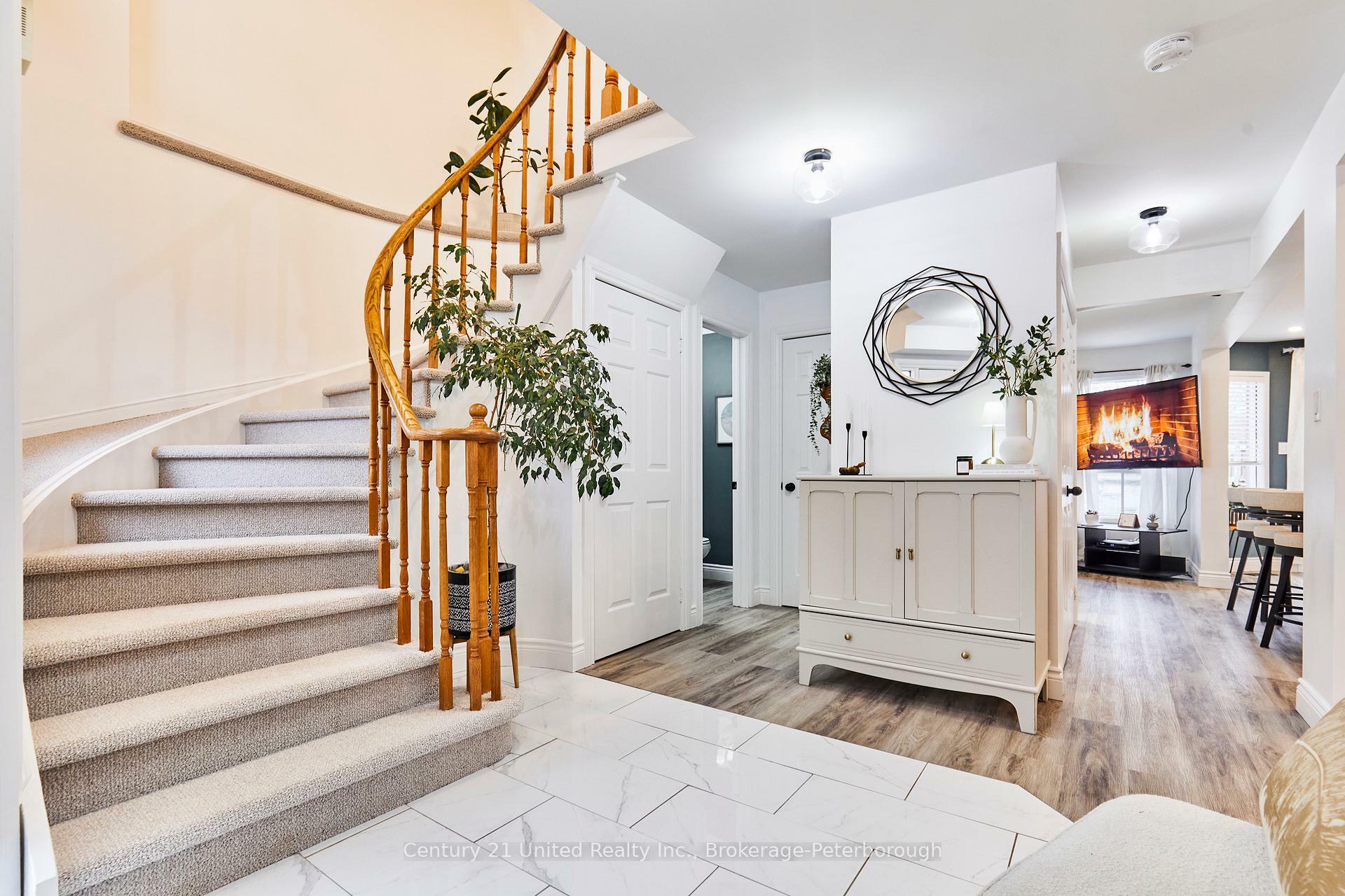 Property Photo: 26 Lipton Crescent ON L1R 1W7