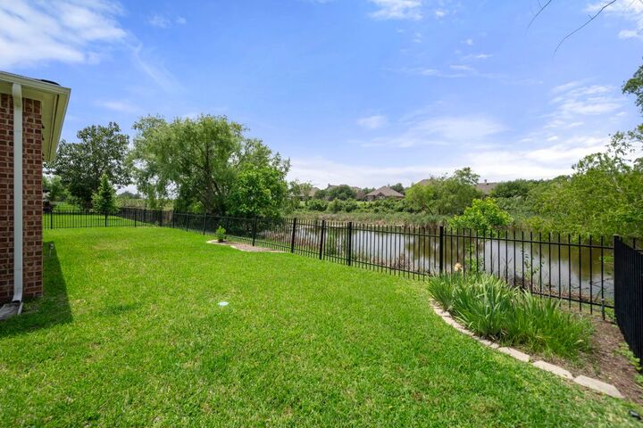 Property Photo: 19536 Vilamoura Street TX 78660