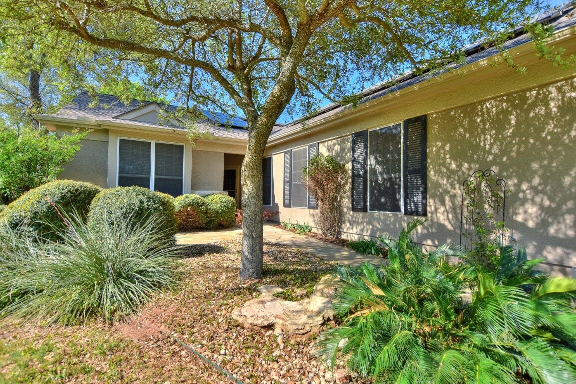 Property Photo: 823 Whispering Wind Drive TX 78633