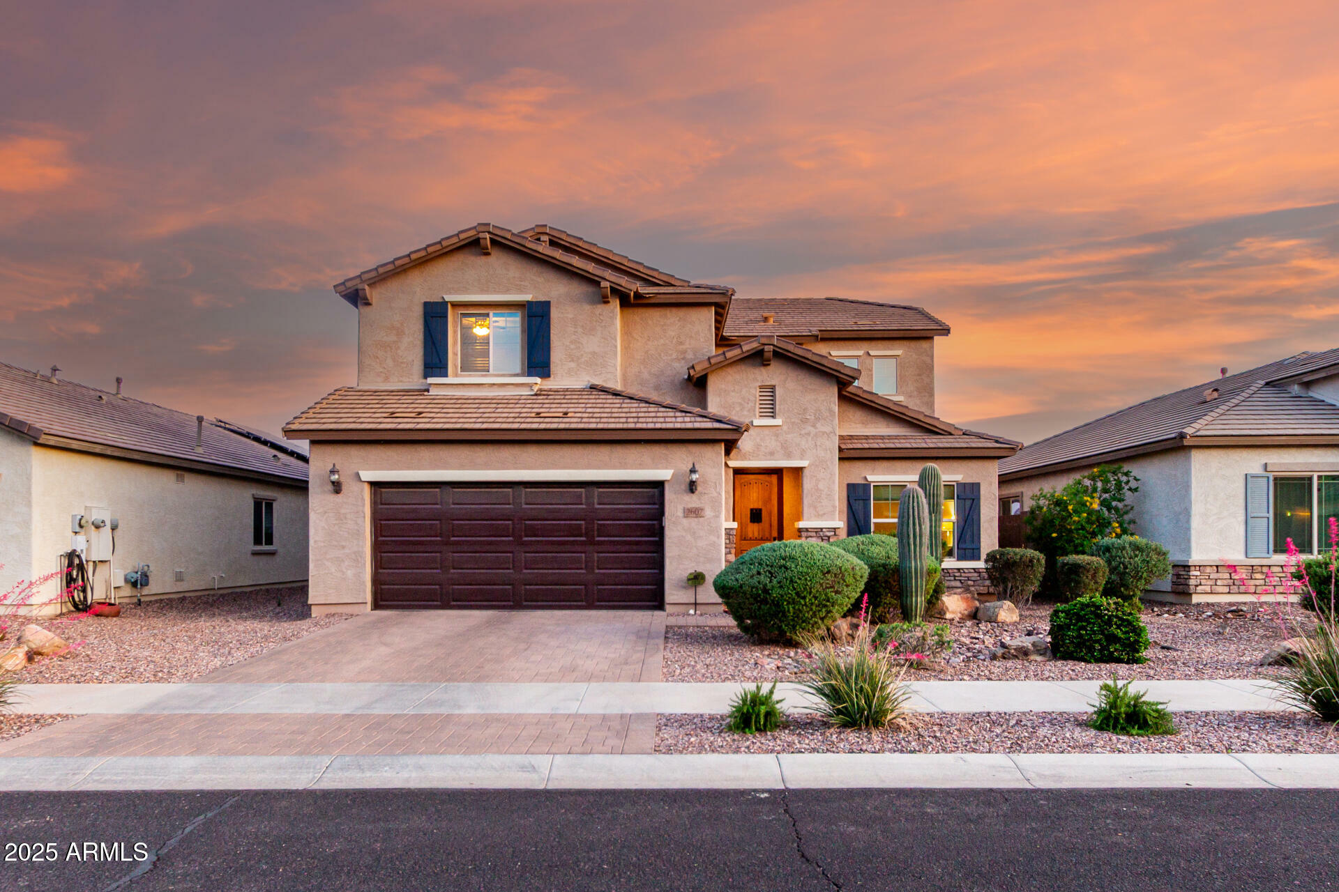 Property Photo: 2607 W Gray Wolf Trail AZ 85085