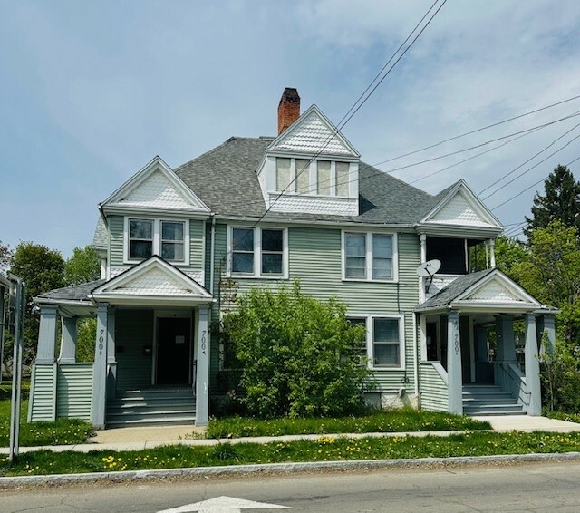 Property Photo: 700 - 702 W Water Street NY 14905