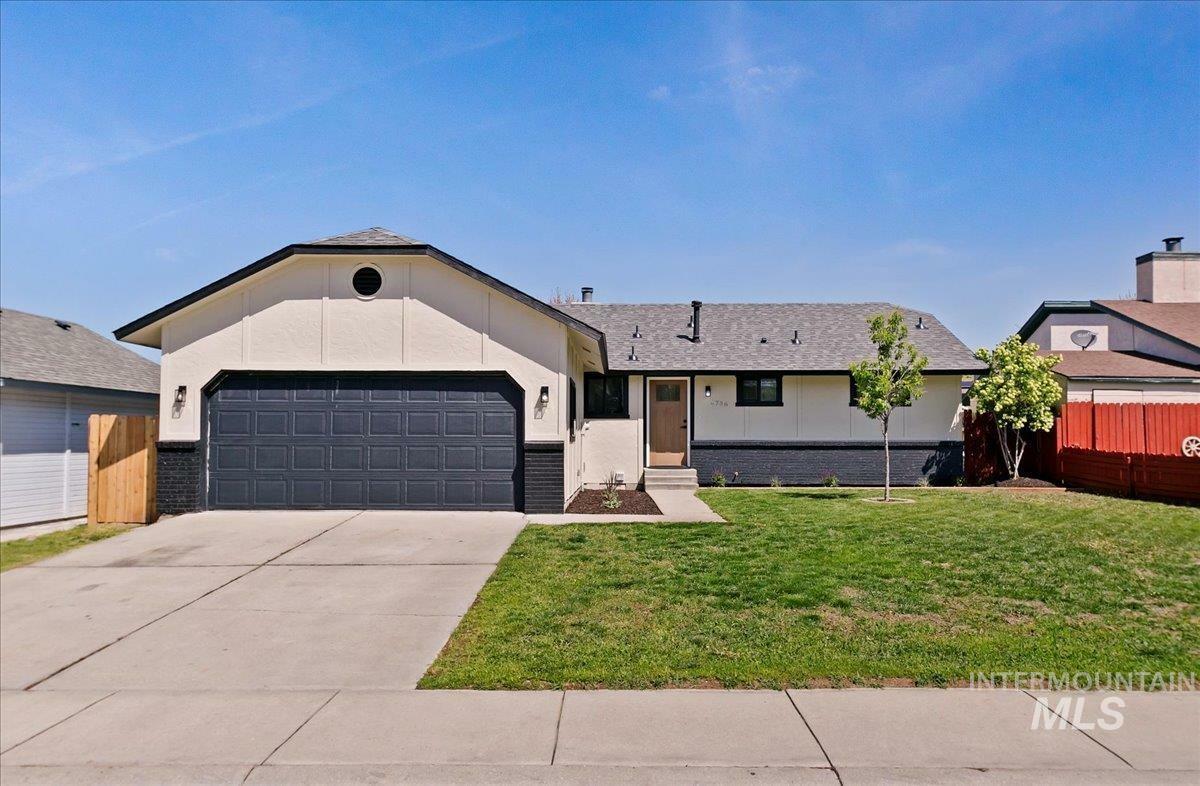 Property Photo: 8736 W Canterbury Street ID 83704