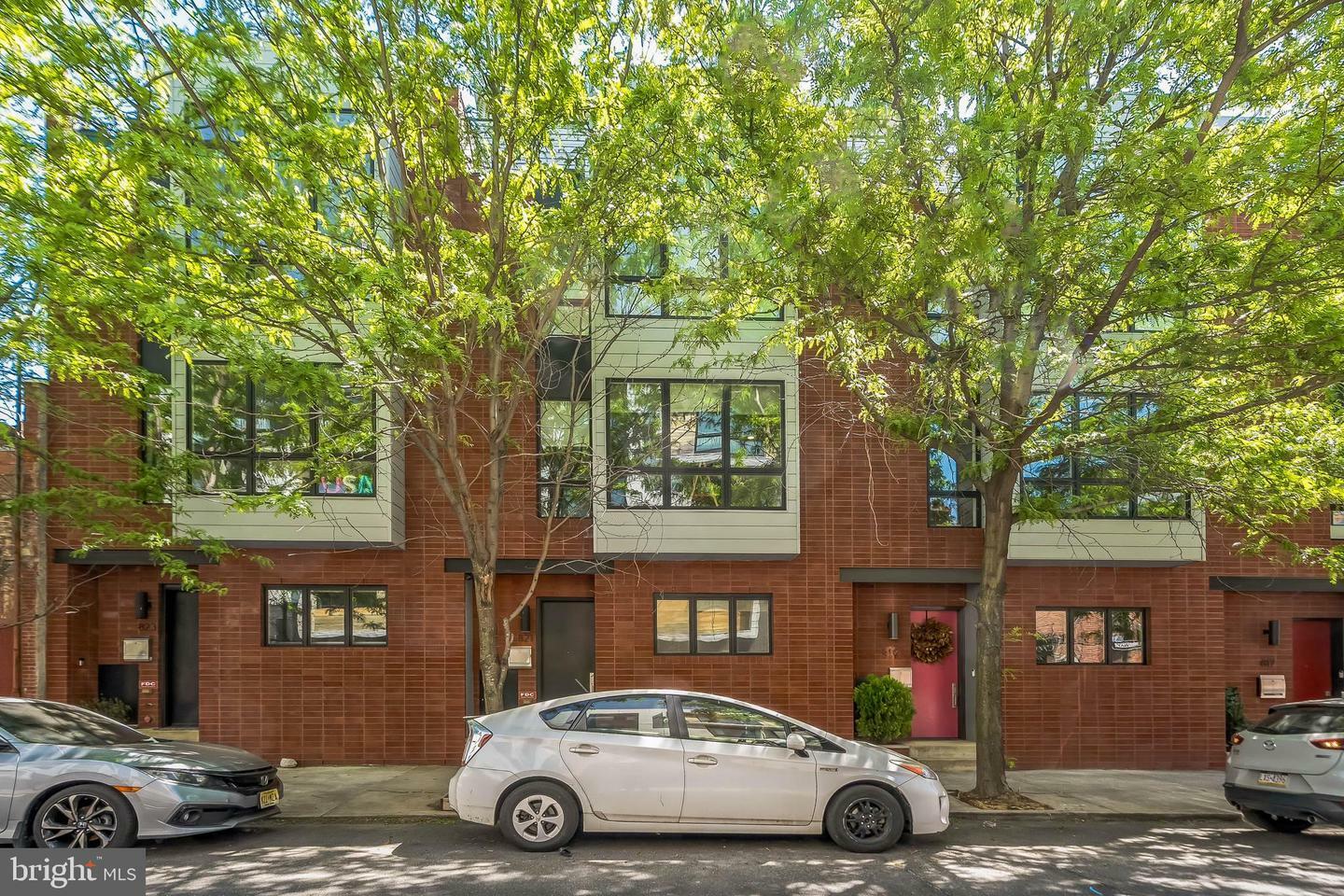 Property Photo: 821 N 4th Street PA 19123