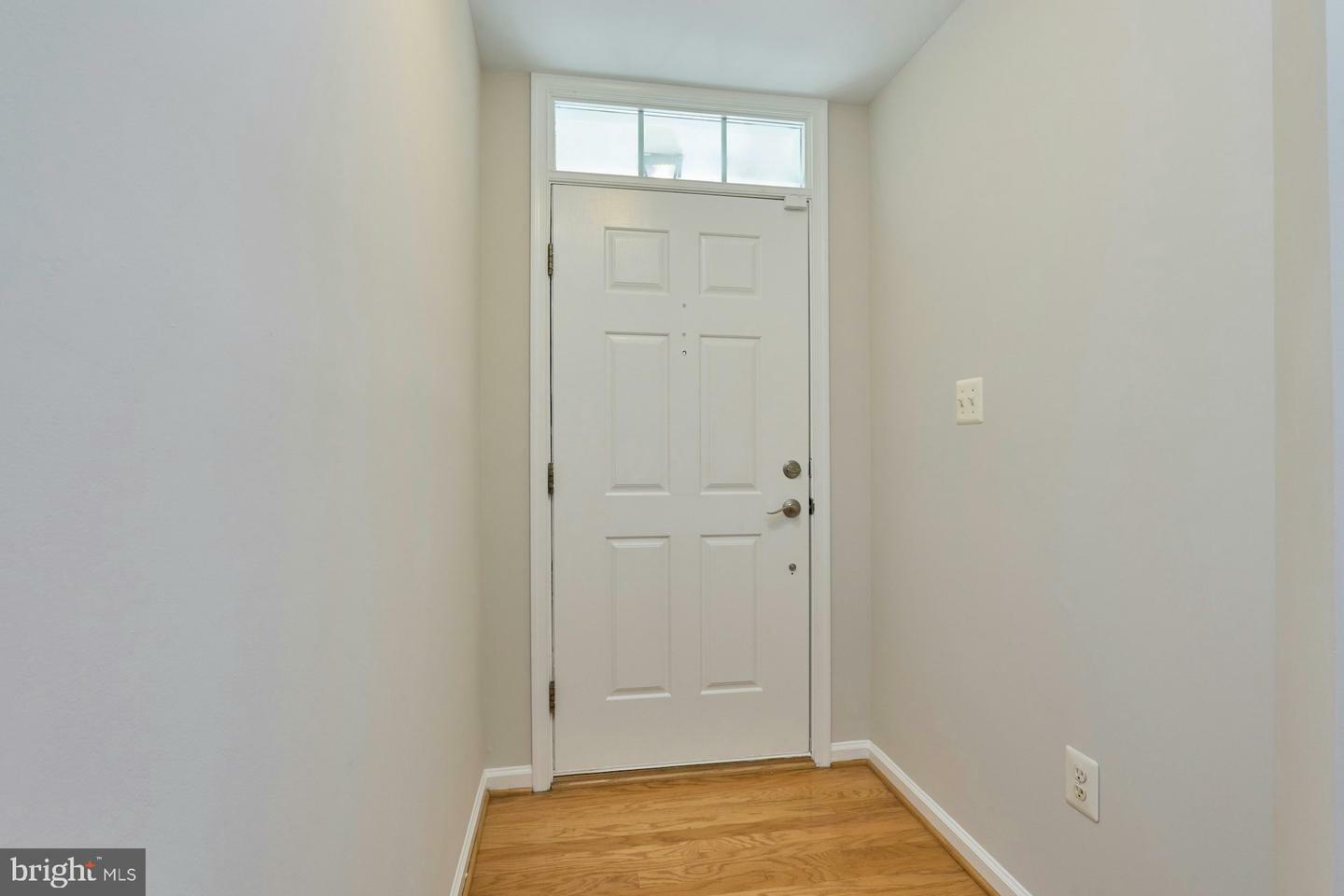 Property Photo: 109 Herndon Mill Circle VA 20170