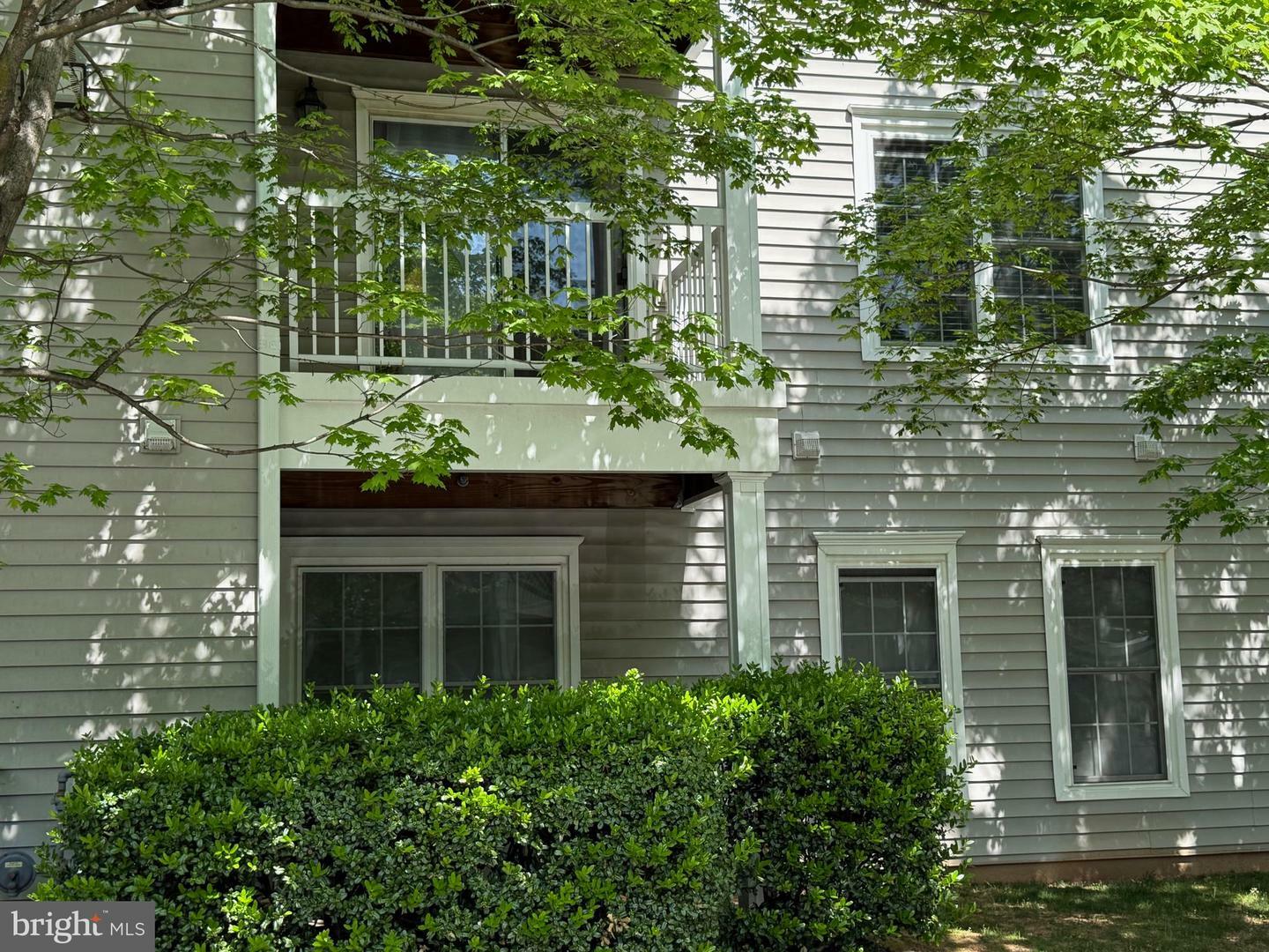 Property Photo: 12893 Fair Briar Lane VA 22033