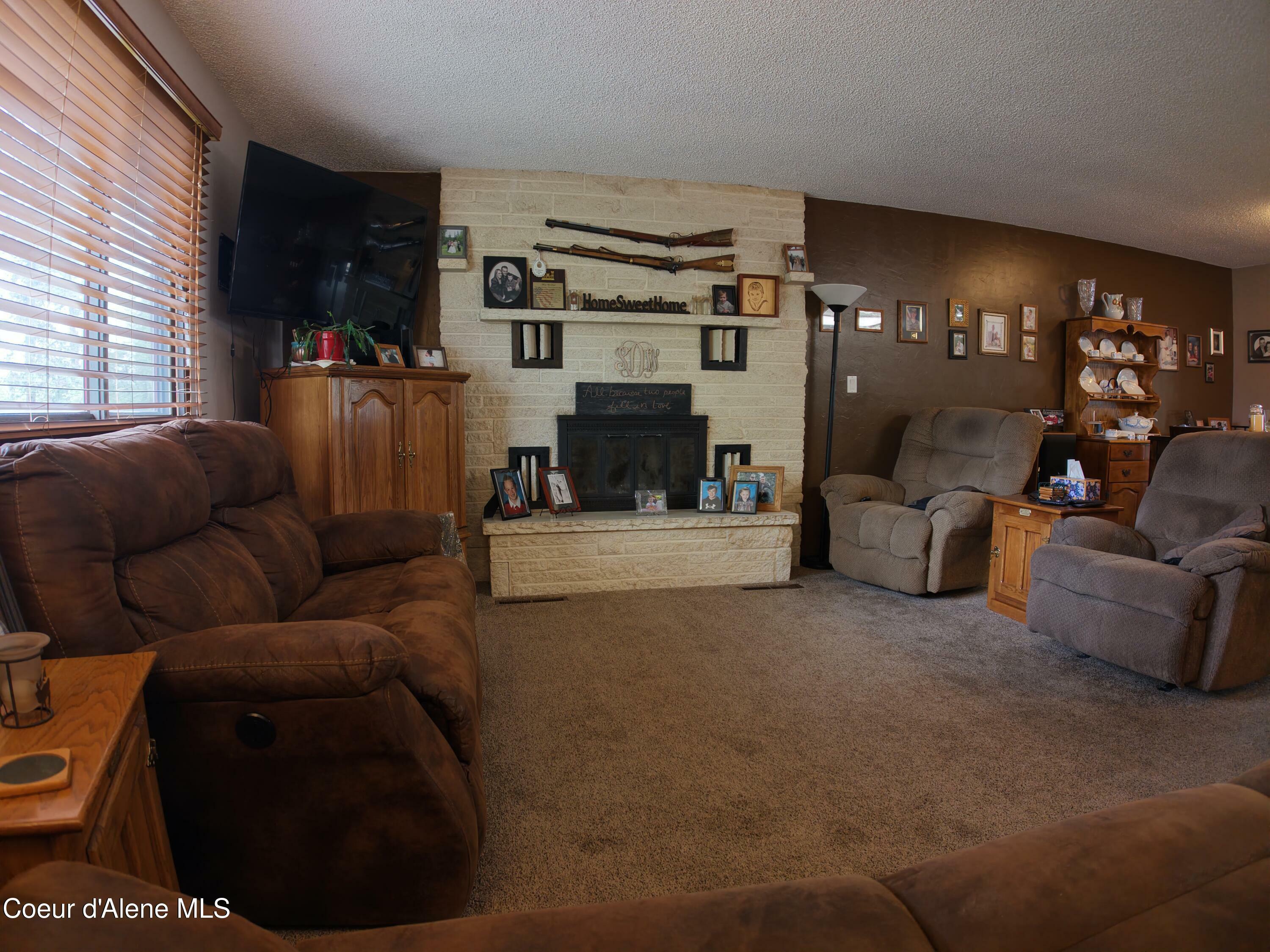 Property Photo: 1213 E Fernwood Ct ID 83815