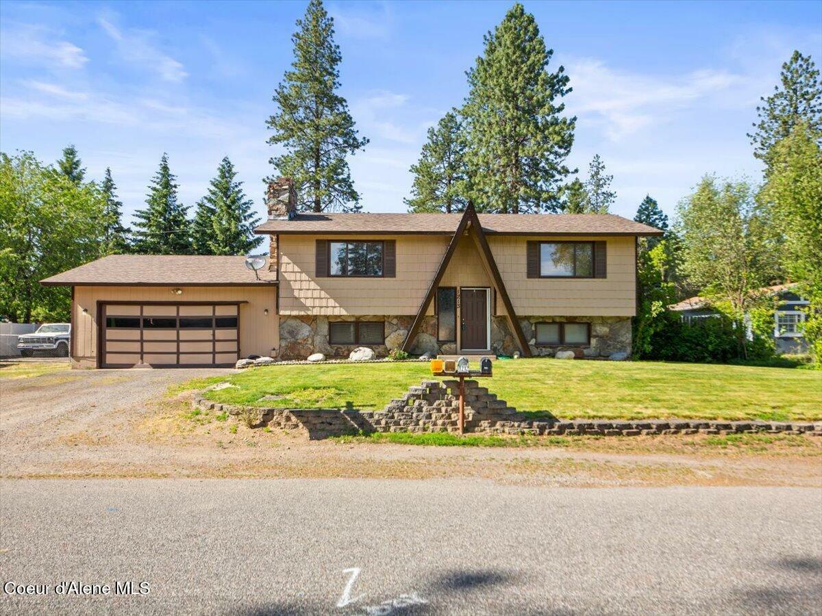 Property Photo: 1213 E Fernwood Ct ID 83815